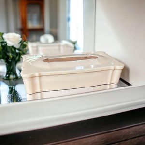 Vintage Schwartz Brothers Hinged Plastic Tissue Box pink Floral Bathroom Decor